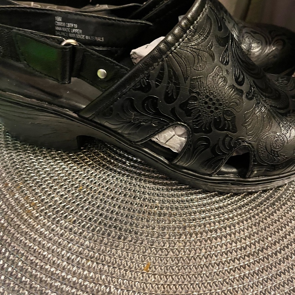 b.o.c shoes - Picture 4 of 5